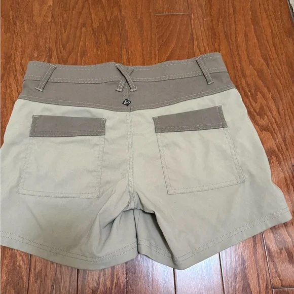 prAna Women's Khaki Hiking Shorts Size 6 Cargo Pockets Outdoor Casual - Picture 4 of 6